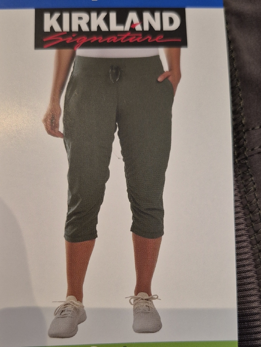L: 💚Women's Active Capris Pants